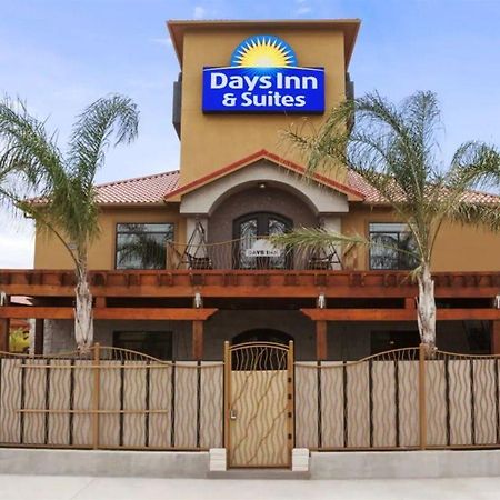 Days Inn & Suites By Wyndham Houston North-Spring Westfield Exteriör bild